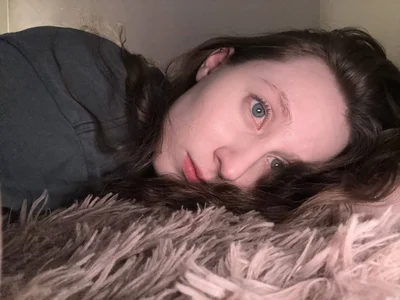 lazy evening with ur Froggy💤 od FroggyAnna  5 snímek