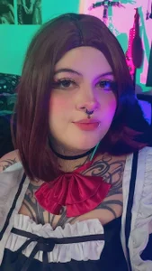 Momo Ayase! 🖤 de Mariana_velezz  3 Imagens