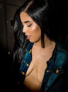 Give me the fire de cloe_spencer_  8 Imagens