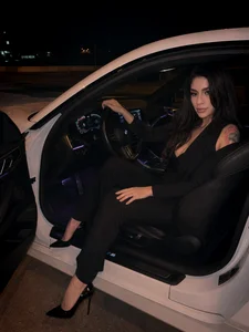 Alyonaqueen_ Public صورة واحدة|Alyonaqueen_ Public صورتان|Alyonaqueen_ Public  9 صور|Alyonaqueen_ Public  9 صورة