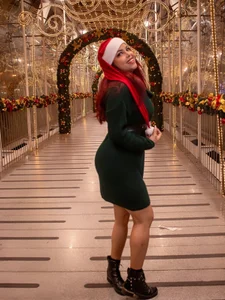 Mehlany_Moretz merry christmas love Pic 9