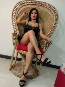 NicolleTaylor Public  5টি ছবি