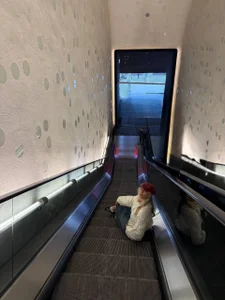 SourMidday Empty subway Pic 4