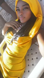 Soy_Bella Bella Pic 5