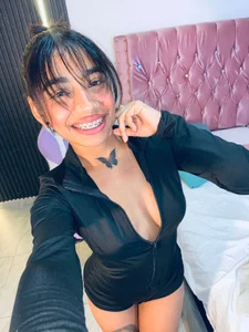 Scarlet_Vixen_ Public slika 4