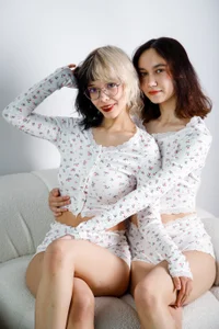 Layla_Muur Very cute girl Foto 5