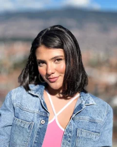 emmiily_z Public  9টি ছবি