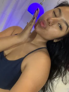 NoiraVale Hey you… I’m already live and glowing for you ✨ Come see what I’m wearing… or maybe help me take it Pic 7