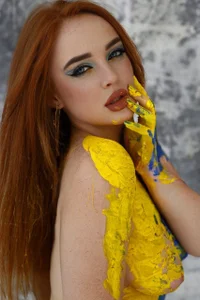 Redhead_Shark_new your stong ukranian girl Pic