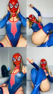 marthina_thompsson Public  3টি ছবি