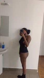 Lil-shawrie Public Foto 4
