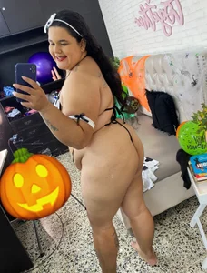 Hallowen 2023 de natalia_curvy1  4 Imagens