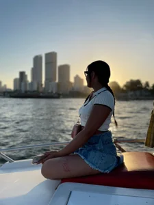 Bubalu_Uwwu Amy met the ocean: thanks for everything, my tippers. Pic 2