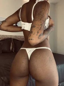 Rihana_hot01 🤍🐘🖤 Pic 4
