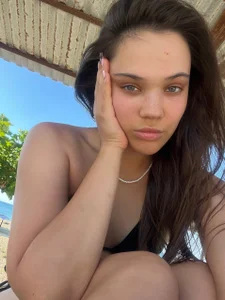 ElvinaEvitt Public Pic