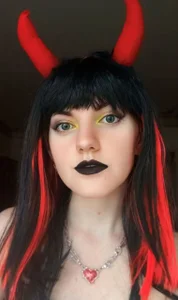 ava_mystic_ Your sweet devil 🔥 টি ছবি