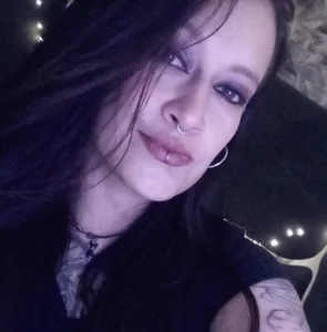 Morana__Hot Public  4টি ছবি