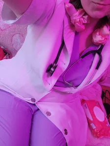 Glitch_Witch Scrubs Gambar 2