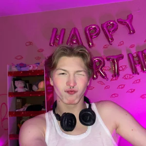 TheMikeSever MY BIRTHDAY รูป 