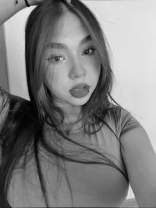 Mylarossiの🖤の 3枚の写真