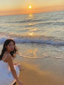 GertrudeJohnson Sea, sun and me✨🌞😇 Pic 4