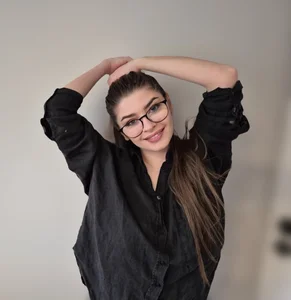 AnnaDevine kullanıcısının Public albümü -  2 fotoğraf