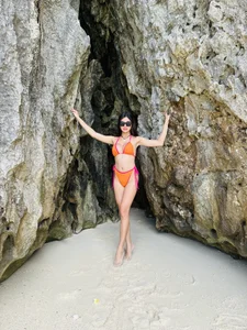 Ms_Monica Beach Hình 4