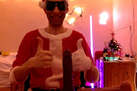 HandsomeAlfie Positive Santa🎅 Pic
