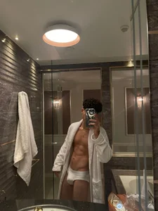 back_thomson Public Hình 3