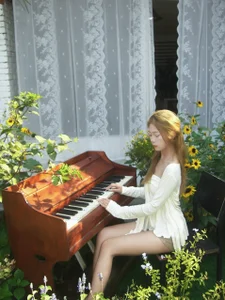 幺妹 de sexybaby-99  4 Imagens