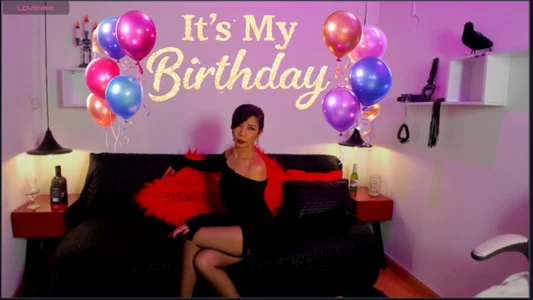 Trinityy__ MY BIRTHDAY Pic