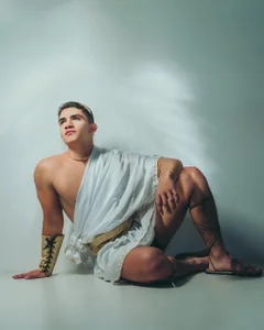 JeffDaltton: Look at Zeus 🏹⚡ ( 2 фото)