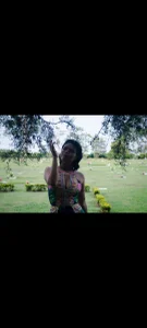 SabinaMerchettiIm happy here图片 2