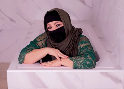 Nice to meet you 💖 de _Azahaaraa_  2 Imagens