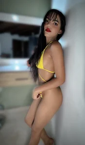 Cristal__adams Public slika