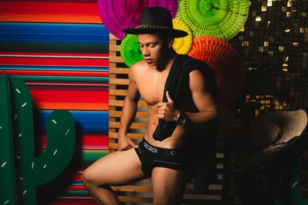 loganjackson_ Viva Mexico!! 🌮 Pic