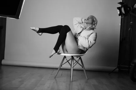 MystiqueXXX Black and White 사진 6