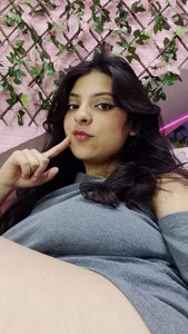 NAUGTY GIRL de millybell303av  4 photos