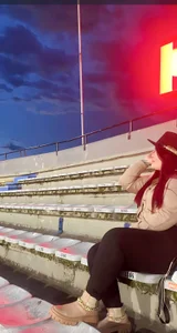 Scarlett_grey1 Get to know Scarlett a little more in her daily life 😊 Pic