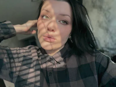 😋 de Michele_Greenn  4 Imagens