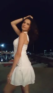 Cleo054 Public Billede