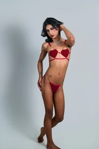 HecateVelvet Less is more, but a little tease never hurt. 🤍✨ slika 6
