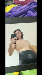 Happyf4c3 Public slika 3