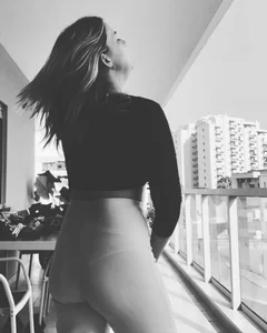 naughtyhollyxxxx Public Pic 7