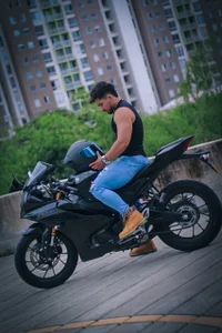 Brad_Summerのriding my motorcycleの 6枚の写真