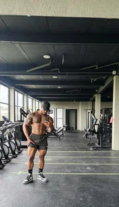 ManoloWal1 Gym - {count, plural, one {תמונה אחת} two {שתי תמונות} many {# תמונות} other {# תמונות}}