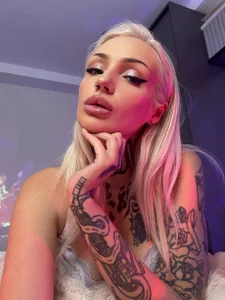 necroblonde's photo