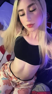 Celeste_pg's Night of photos in pajamas 🔥 Sex Photo 1