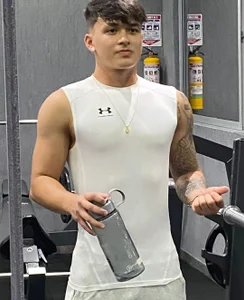 Cristopher_strongPublic Bild