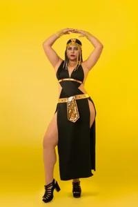 Dirty-Momm-Divorced-Hot kullanıcısının Cleopatra! albümü -  4 fotoğraf